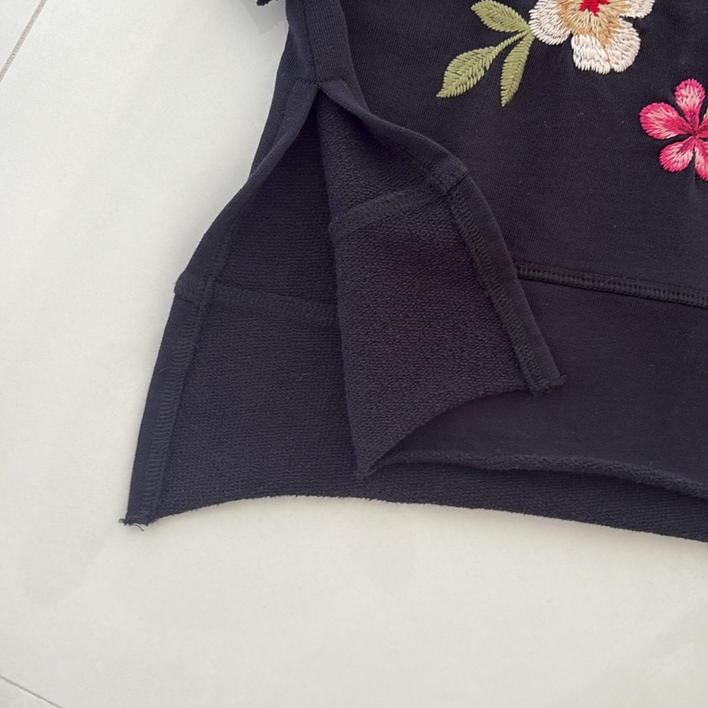 NWT Johnny Was Black Top with Pink Floral Embroidery - Picture 5 of 7